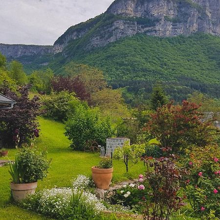 Studio Au Pied De La Montagne Et Vue Imprenable Saint-Alban  Exteriör bild
